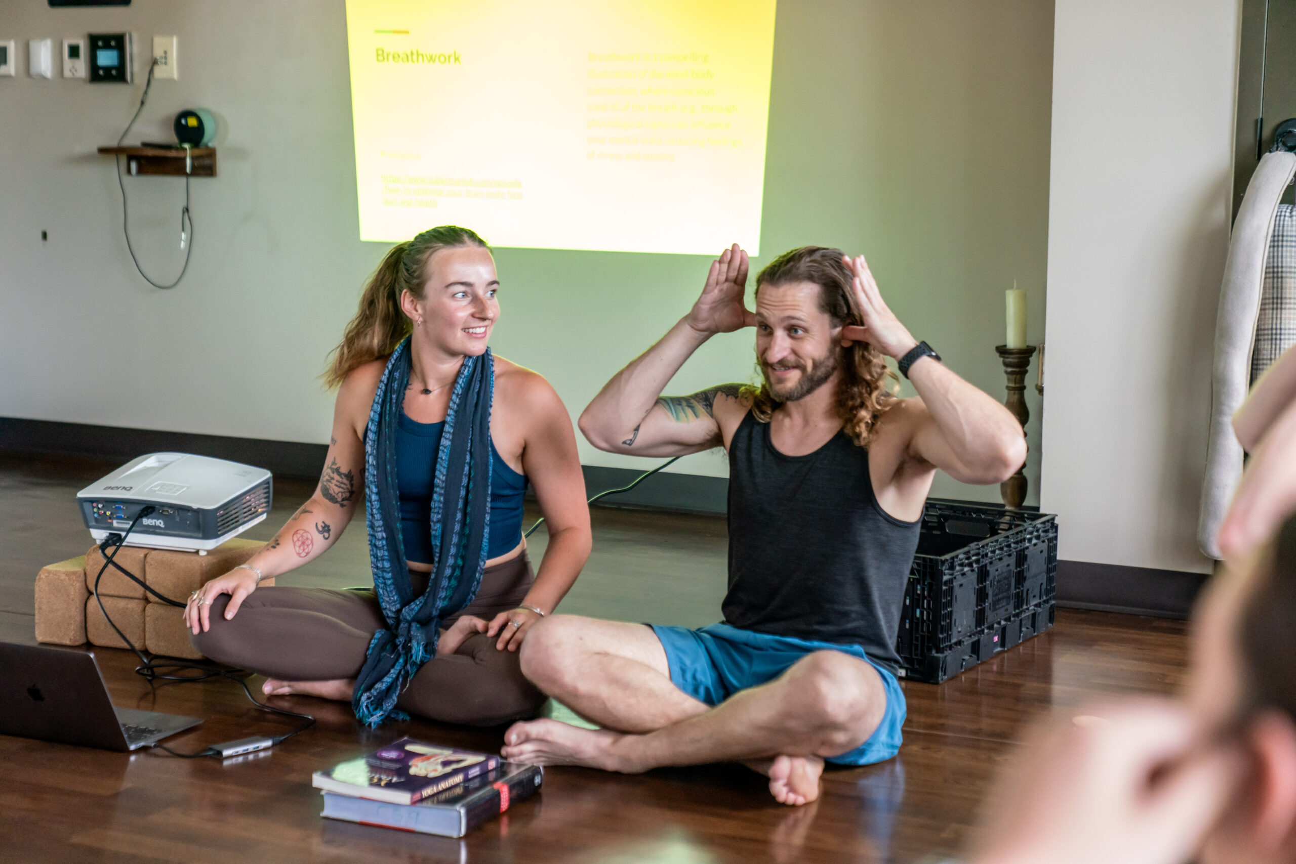 Hineni Yoga School 200 Hour Yoga Teacher Training
